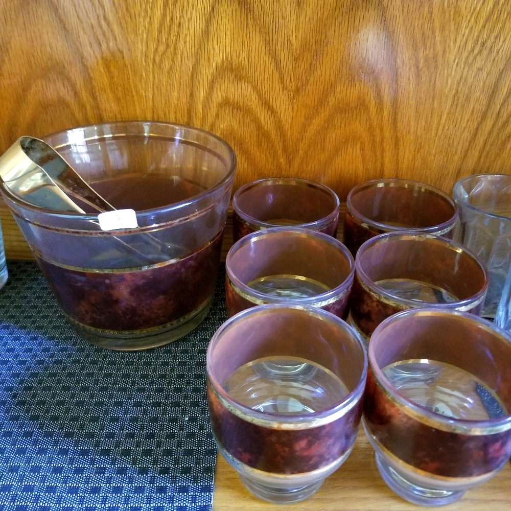 Drinking  set